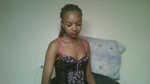 Snapshot of petal_palette chatting on July 13, 2026, 4:48 am Lolly online show from July 13, 2026, 4:48 am