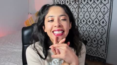 Snapshot of petalsrose_ chatting on January 24, 2025, 10:30 pm Rose online show from January 24, 2025, 10:30 pm