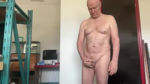 Snapshot of peter4443 chatting on May 15, 2026, 2:13 pm peter4443 online show from May 15, 2026, 2:13 pm