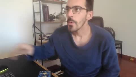 Snapshot of peter_coat chatting on June 7, 2026, 12:42 pm peter_coat online show from June 7, 2026, 12:42 pm
