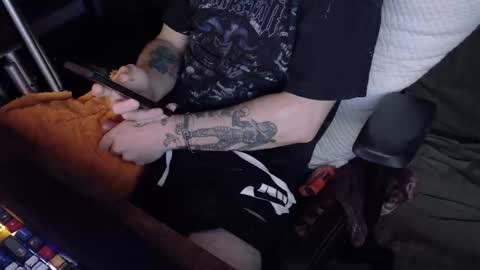 peterbeater2 online show from November 23, 2025, 2:39 pm