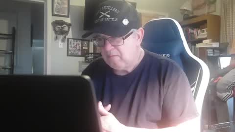 peterinohio57 online show from December 29, 2024, 7:22 pm