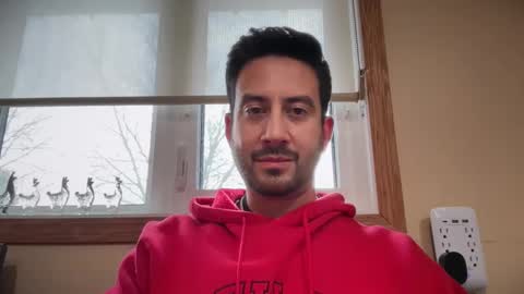 peteypete204 online show from April 5, 2026, 12:08 am