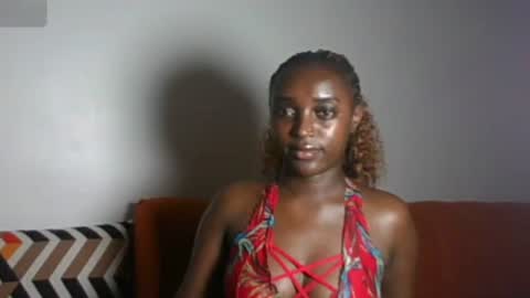 Snapshot of petite_asshley1 chatting on June 18, 2026, 2:21 pm Ashley online show from June 18, 2026, 2:21 pm