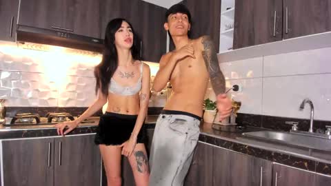 Lizzy  Mejia online show from June 4, 2026, 8:59 pm