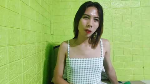 Yuriee online show from January 9, 2025, 9:27 am