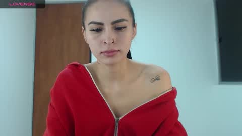 Linda online show from December 23, 2025, 9:40 am