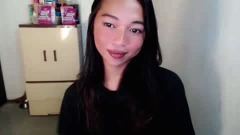 Snapshot of petite_mary69 chatting on June 11, 2026, 12:08 am petite_mary69 online show from June 11, 2026, 12:08 am