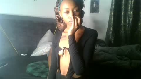 Snapshot of petite_queen69 chatting on June 15, 2026, 10:45 pm petite_queen69 online show from June 15, 2026, 10:45 pm