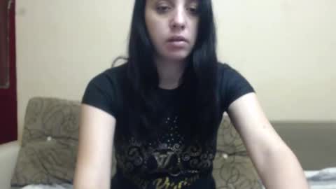 Snapshot of petite_red95 chatting on December 27, 2024, 3:04 pm cosmina online show from December 27, 2024, 3:04 pm