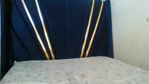 Snapshot of petite_shan chatting on February 25, 2026, 10:03 am petite_shan online show from February 25, 2026, 10:03 am