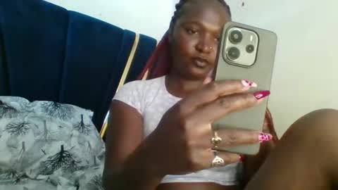 Snapshot of petite_shan chatting on March 7, 2026, 10:01 am petite_shan online show from March 7, 2026, 10:01 am