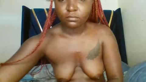 Snapshot of petite_shan chatting on March 27, 2026, 5:57 am petite_shan online show from March 27, 2026, 5:57 am