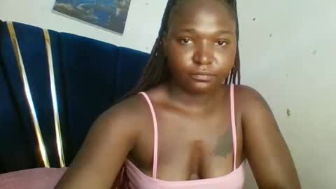 Snapshot of petite_shan chatting on April 16, 2026, 7:09 am petite_shan online show from April 16, 2026, 7:09 am