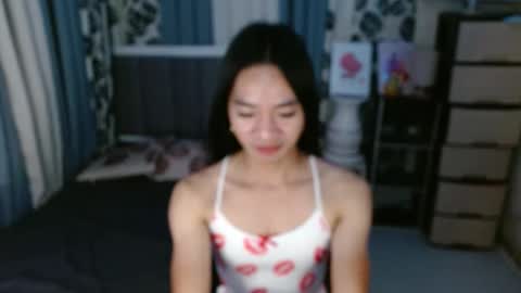 Snapshot of petiteasianmarian chatting on March 2, 2025, 11:50 am bigcock Marian online show from March 2, 2025, 11:50 am