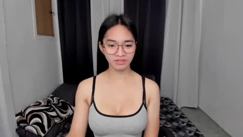 Snapshot of petiteasianmarian chatting on May 11, 2026, 7:33 pm bigcock Marian online show from May 11, 2026, 7:33 pm