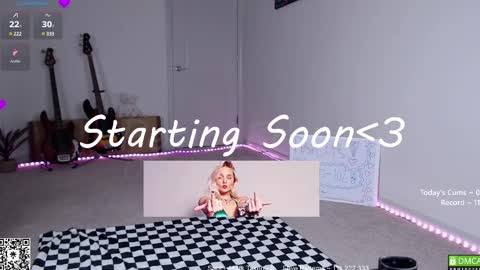 PiperAvery online show from February 13, 2025, 10:54 pm