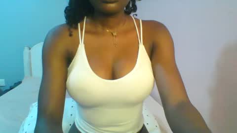 Snapshot of petiteediva chatting on June 23, 2026, 3:04 am diva online show from June 23, 2026, 3:04 am