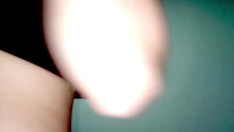 Snapshot of petiteivoryqueen chatting on June 8, 2026, 4:35 am danna online show from June 8, 2026, 4:35 am