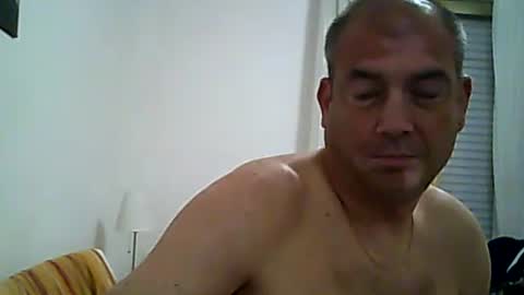 pets76 online show from April 17, 2026, 6:55 pm