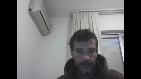 Snapshot of petterr86 chatting on December 22, 2025, 10:34 am petterr86 online show from December 22, 2025, 10:34 am