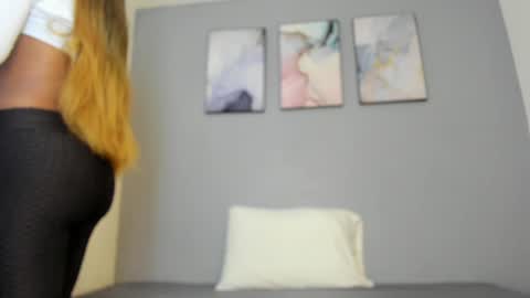Snapshot of peytonrosse chatting on January 21, 2025, 12:18 pm Peyton Rosse online show from January 21, 2025, 12:18 pm