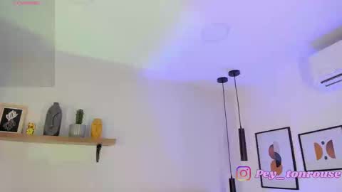 Snapshot of peytonrosse chatting on October 10, 2025, 12:37 pm Peyton Rosse online show from October 10, 2025, 12:37 pm