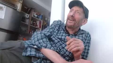 Snapshot of pgrower chatting on April 25, 2026, 1:19 am pgrower online show from April 25, 2026, 1:19 am
