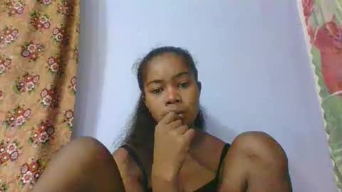 phania185885 online show from March 27, 2026, 10:37 am