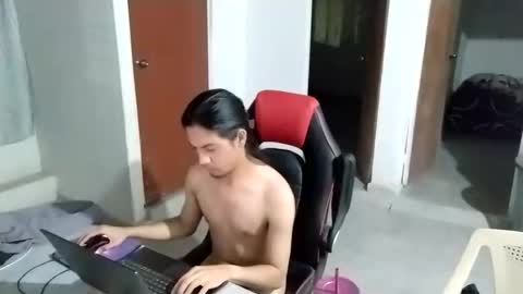 Snapshot of pharreishon chatting on October 27, 2025, 4:05 am Pharreishon online show from October 27, 2025, 4:05 am