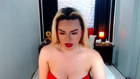 Snapshot of phenominalduodiva chatting on December 20, 2025, 8:27 pm cervena online show from December 20, 2025, 8:27 pm