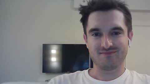 Snapshot of philborison chatting on October 7, 2025, 2:58 pm PhilipBorison online show from October 7, 2025, 2:58 pm