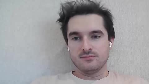 Snapshot of philborison chatting on December 3, 2025, 1:09 pm PhilipBorison online show from December 3, 2025, 1:09 pm