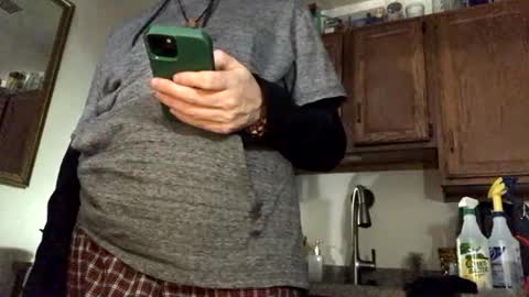 Phil online show from November 18, 2025, 4:17 am