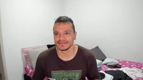 Snapshot of philipe_inzagui chatting on May 25, 2026, 8:15 pm Philipe online show from May 25, 2026, 8:15 pm