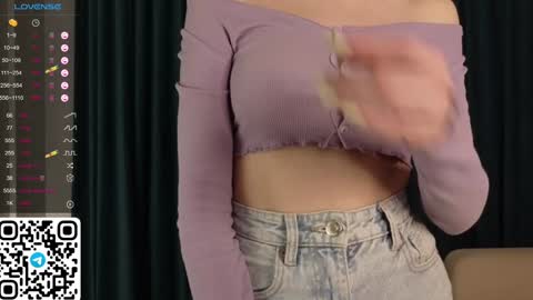 Snapshot of philippabrainard chatting on January 26, 2025, 5:34 pm Hello guys Sweet Scarlett here NEXT LIVE 5AM 2 gmt online show from January 26, 2025, 5:34 pm