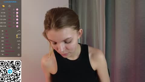 Snapshot of philippabrainard chatting on February 3, 2025, 2:14 am Hello guys Sweet Scarlett here NEXT LIVE 5AM 2 gmt online show from February 3, 2025, 2:14 am