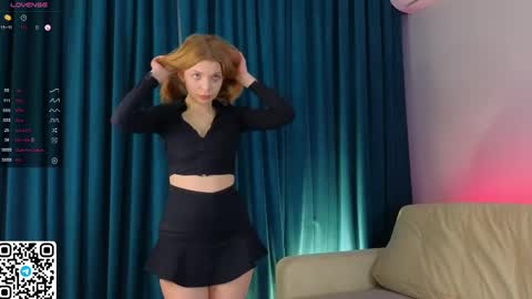 Snapshot of philippabrainard chatting on March 2, 2025, 5:04 pm Hello guys Sweet Scarlett here NEXT LIVE 5AM 2 gmt online show from March 2, 2025, 5:04 pm
