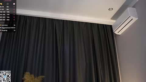 Snapshot of philippabrainard chatting on March 3, 2025, 12:16 pm Hello guys Sweet Scarlett here NEXT LIVE 5AM 2 gmt online show from March 3, 2025, 12:16 pm