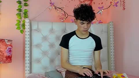 PHILLIP online show from February 13, 2026, 3:35 am