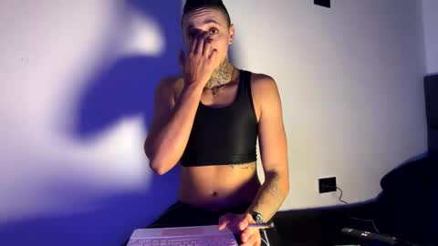 PHILLIP online show from December 18, 2025, 12:22 pm