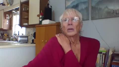 Snapshot of phillipa1023 chatting on November 11, 2025, 4:51 pm phillipa online show from November 11, 2025, 4:51 pm