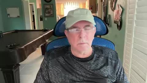 Snapshot of phillybill444 chatting on December 5, 2025, 6:37 pm phillybill444 online show from December 5, 2025, 6:37 pm