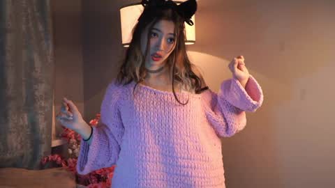 Hitomi oo online show from December 5, 2024, 3:50 pm