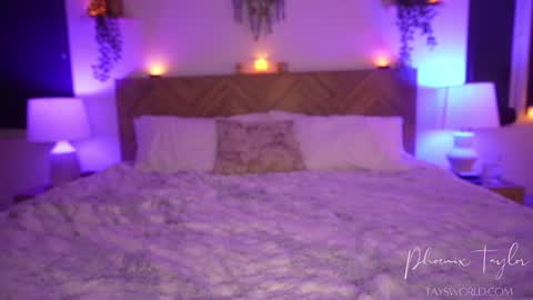 PHOENIX TAYLOR online show from February 23, 2026, 2:09 am