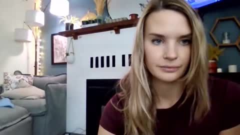 PHOENIX TAYLOR online show from April 15, 2026, 8:53 pm