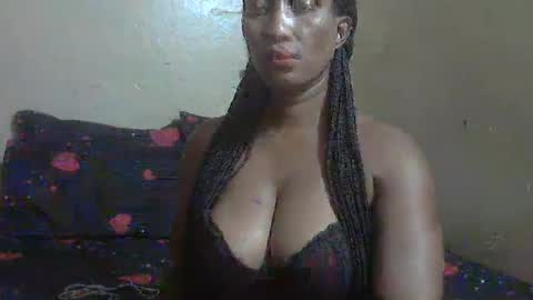 Snapshot of phoenixcandy chatting on January 25, 2025, 10:28 pm phoenixcandy online show from January 25, 2025, 10:28 pm