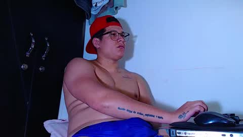 Snapshot of phoenixgnz08 chatting on April 15, 2026, 8:10 am AdnierGnz online show from April 15, 2026, 8:10 am