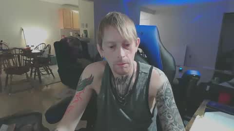 Snapshot of phrostdd chatting on December 18, 2024, 4:53 am FrankenDaddy online show from December 18, 2024, 4:53 am