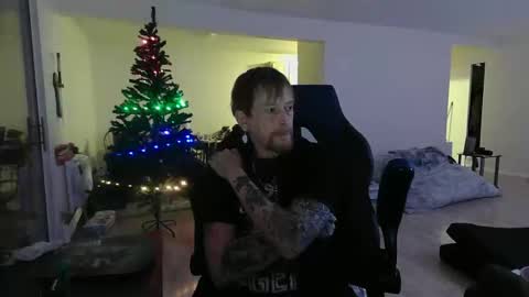 Snapshot of phrostdd chatting on December 22, 2025, 12:18 am FrankenDaddy online show from December 22, 2025, 12:18 am